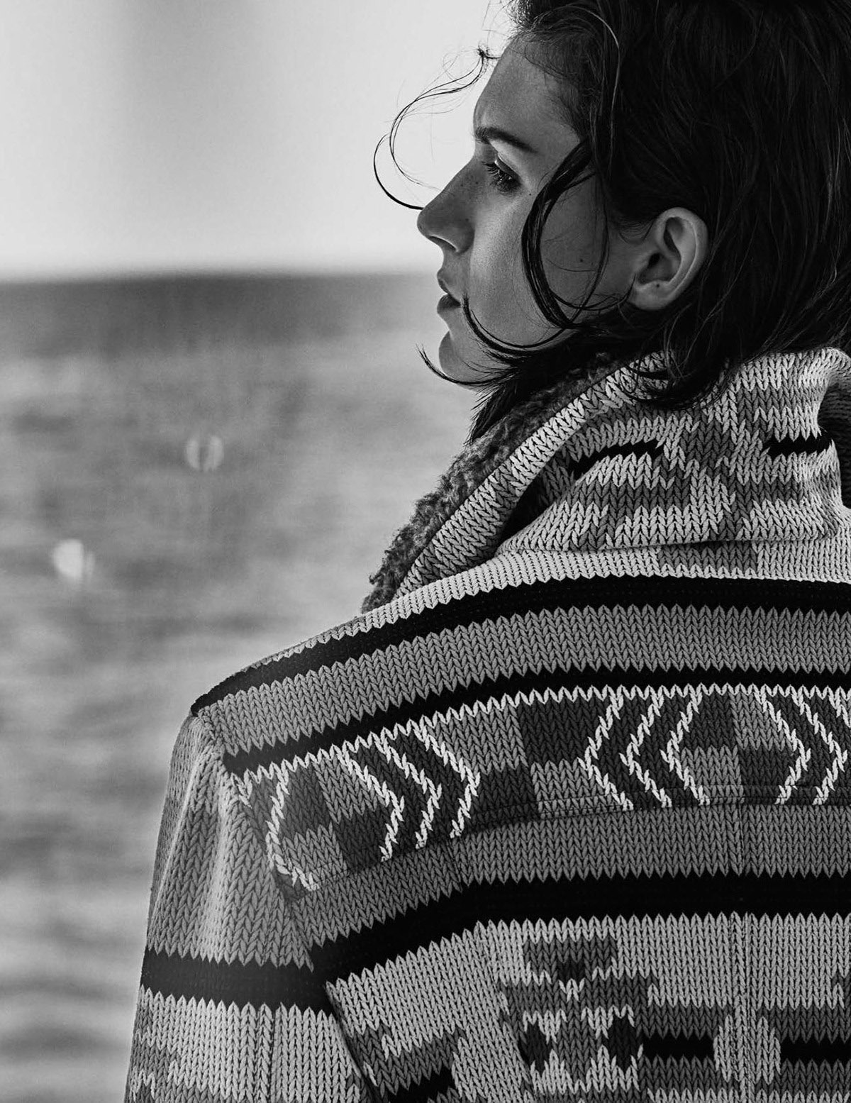 трикотажная куртка с узором в стиле индейцев Навахо, Louis Vuitton 